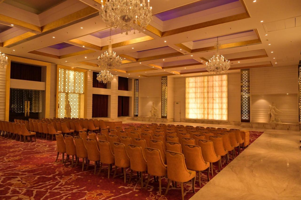 Stardom Resort Dźajpur Zewnętrze zdjęcie