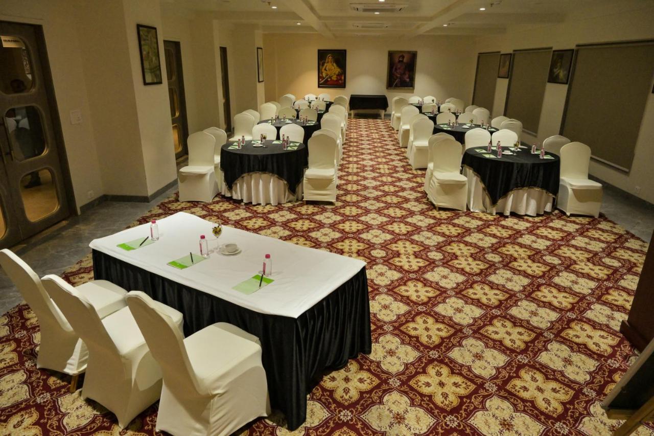 Stardom Resort Dźajpur Zewnętrze zdjęcie
