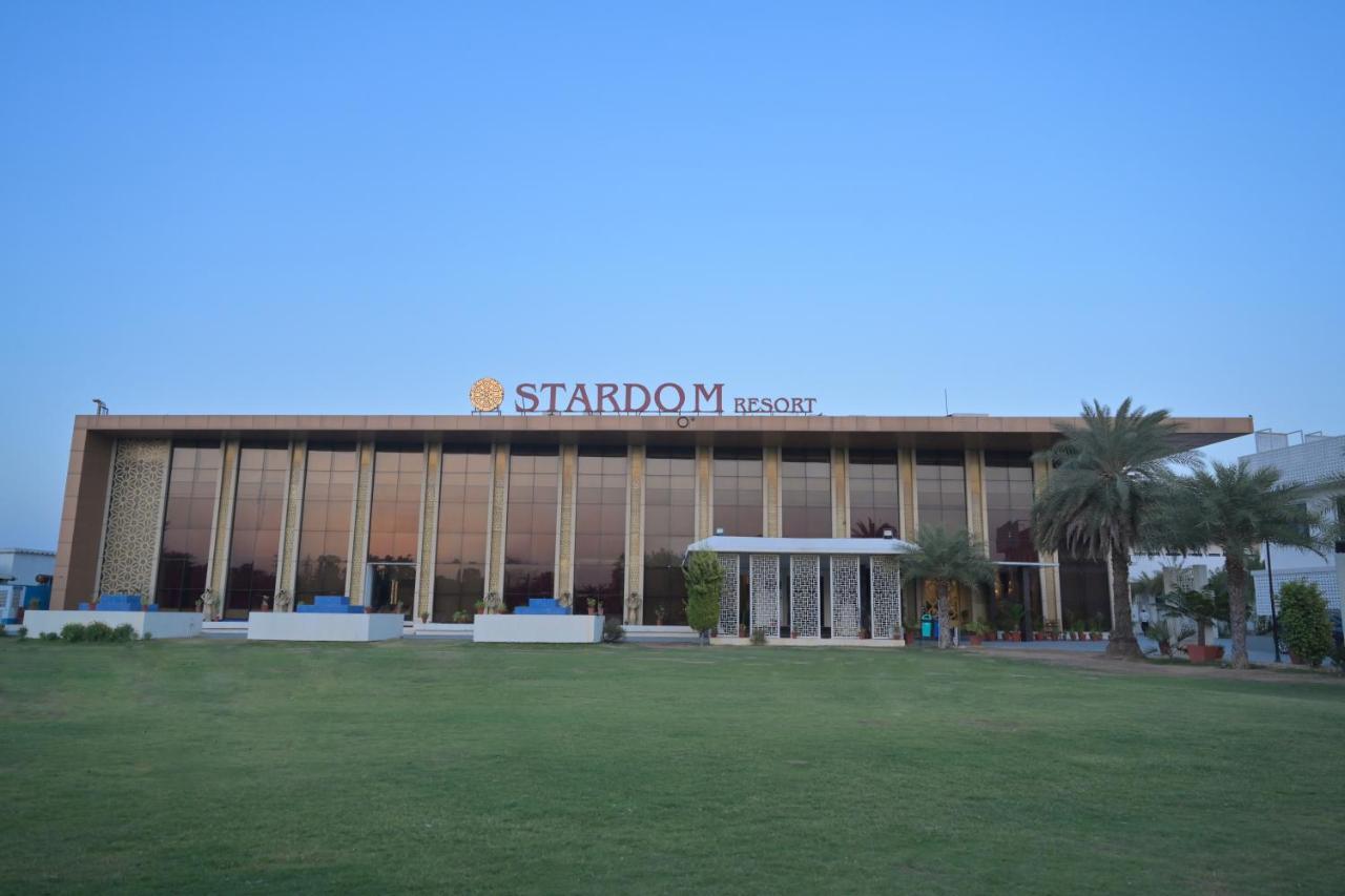 Stardom Resort Dźajpur Zewnętrze zdjęcie