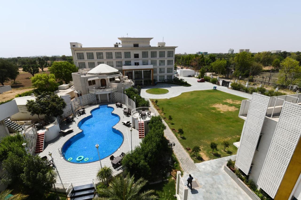 Stardom Resort Dźajpur Zewnętrze zdjęcie
