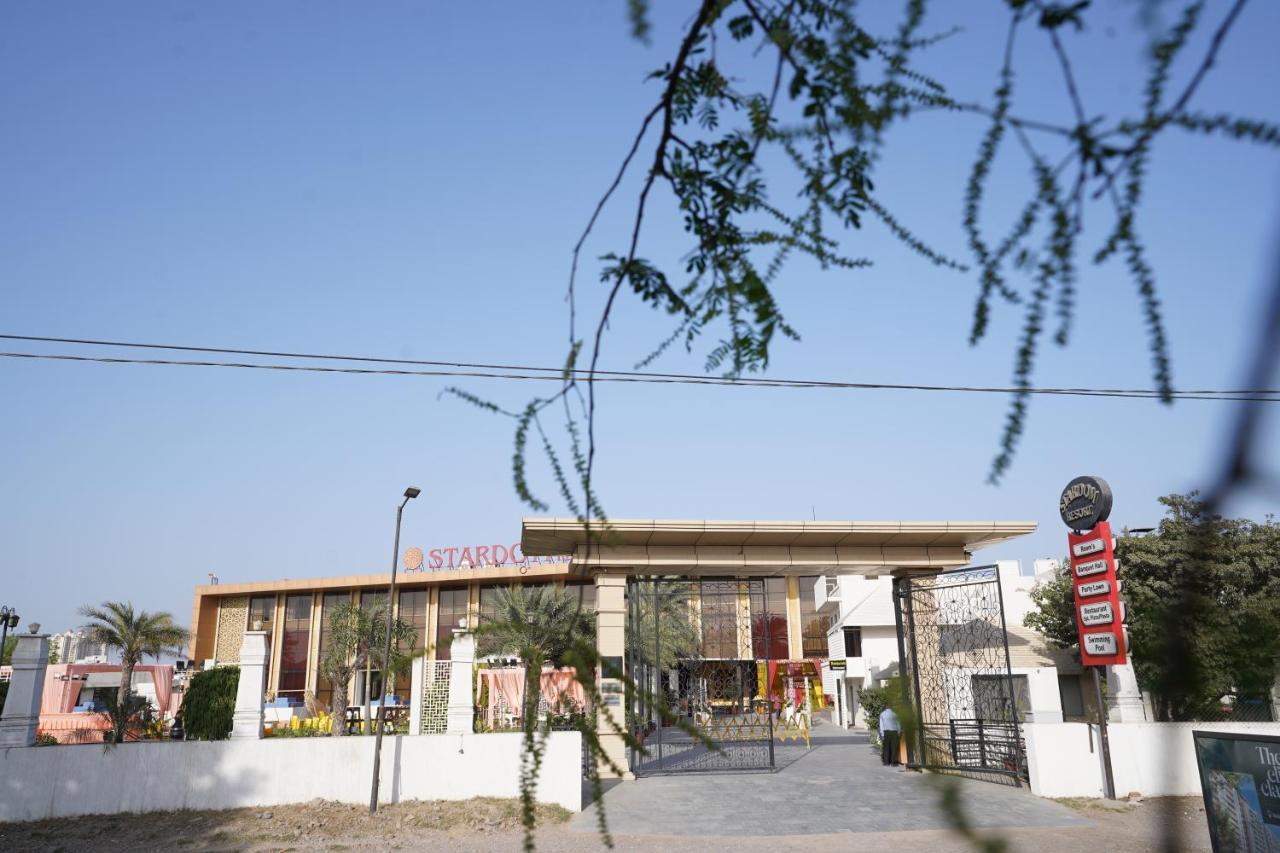 Stardom Resort Dźajpur Zewnętrze zdjęcie