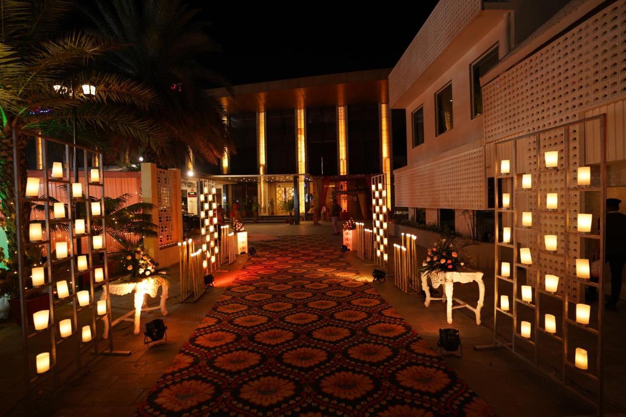 Stardom Resort Dźajpur Zewnętrze zdjęcie