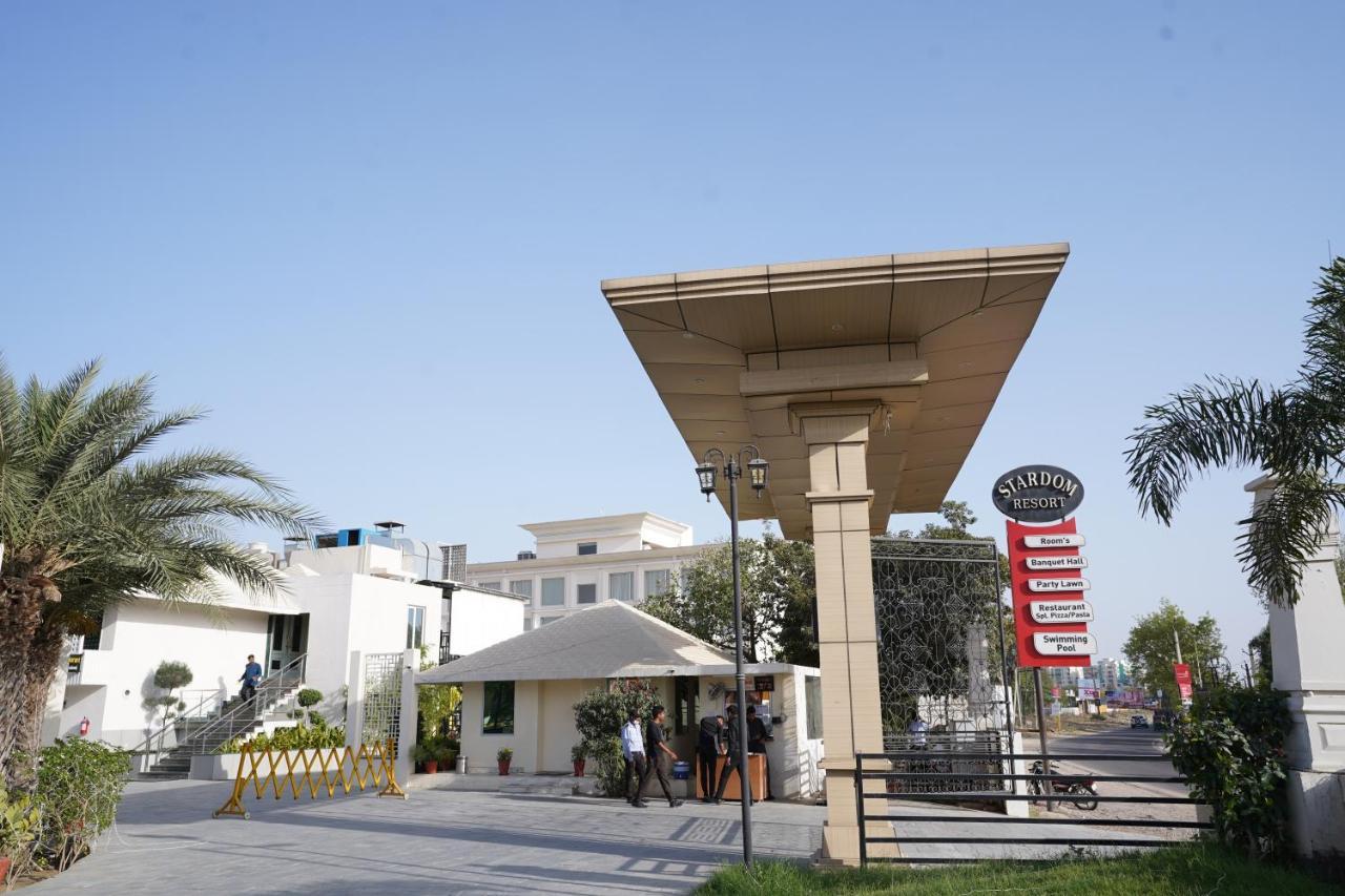 Stardom Resort Dźajpur Zewnętrze zdjęcie