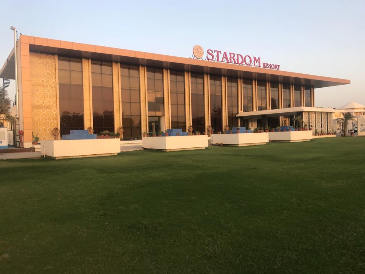 Stardom Resort Dźajpur Zewnętrze zdjęcie